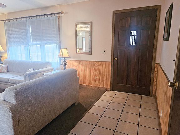 4th image of 16211 Tom Akers Road