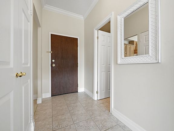 5th image of 24 Chapel St #Penthouse 02