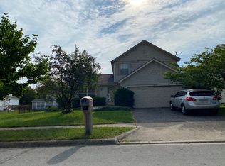 9026 Holquest Dr, Lewis Center, OH
