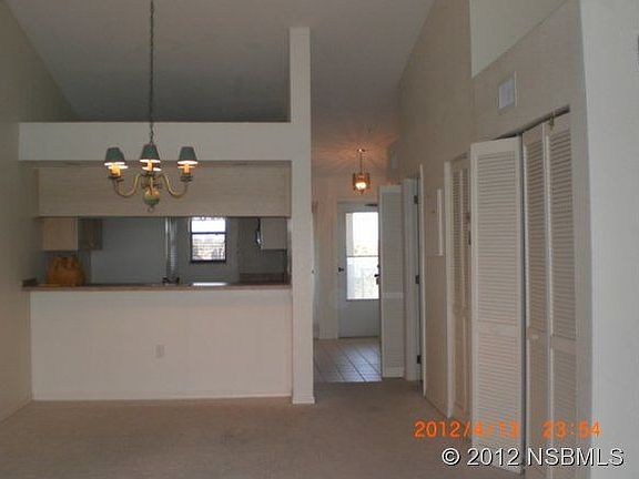 5th image of 454 Bouchelle Dr APT 302