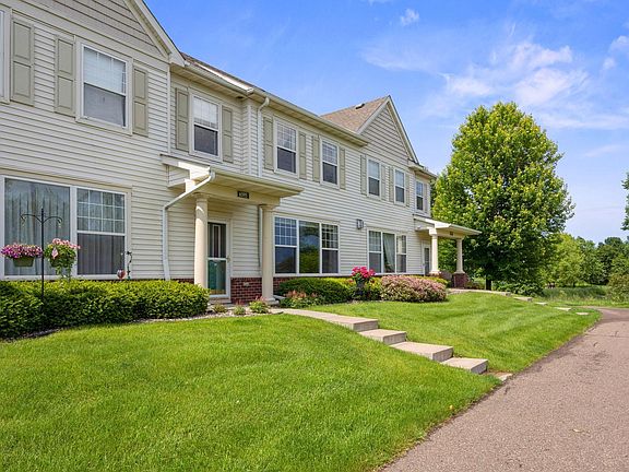 2nd image of 6595 Linwood Dr NE