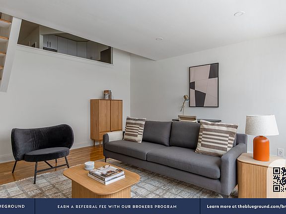 4th image of 123 E 54th St APT 2H