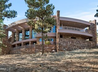 1520 W Tolchaco Rd, Flagstaff, AZ 86001