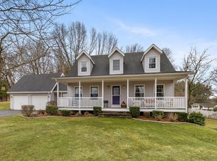 32 Grant Farm Rd, Manchester, CT 06040