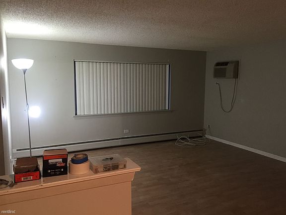 2nd image of 9980 Holly Ln