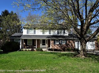 1423 Bentwood Dr, Lansing, MI 48917