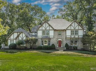 1816 Parsonage Dr, Chesterfield, MO