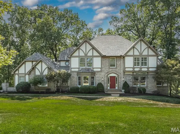 1816 Parsonage Dr, Chesterfield, MO 63005