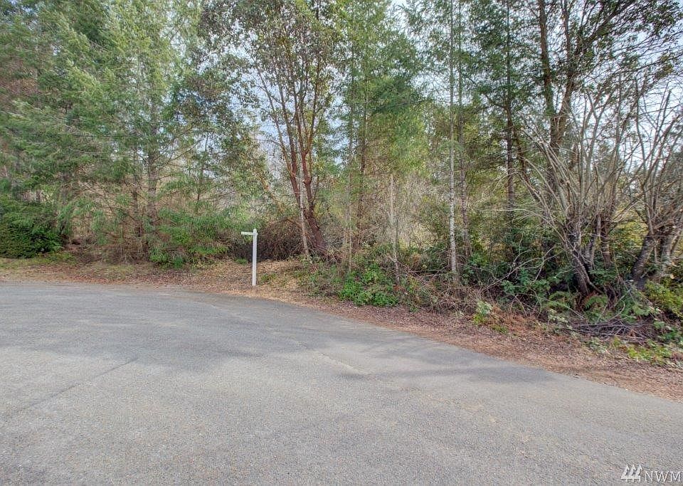 Long Branch Peninsula Palmer Lake Beach Club lot sold for $40,000 cash. 