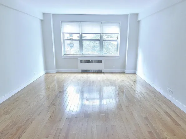 41 Park Avenue image 1 of 5