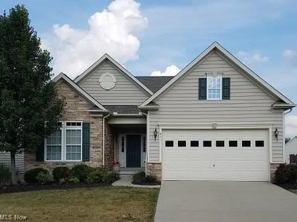 911 Highridge Ln, Kent, OH 44240