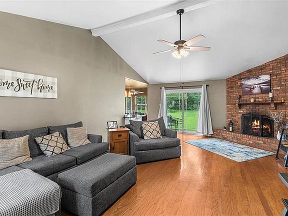 5th image of 3028 Bungalow Ct S