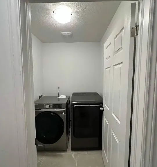105 Woodedge Cir — Photo 24
