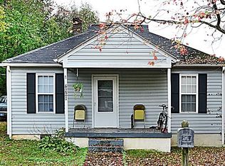 4221 Viking Dr, Winston Salem, NC 27105