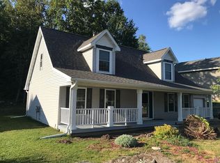 436 Stone Quarry Dr, Marquette, MI 49855