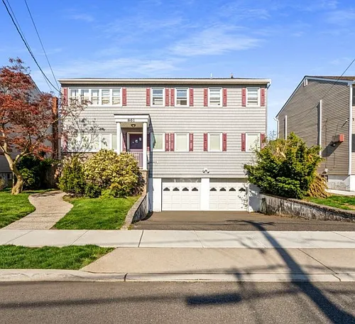 861 Hobson St Photo 1