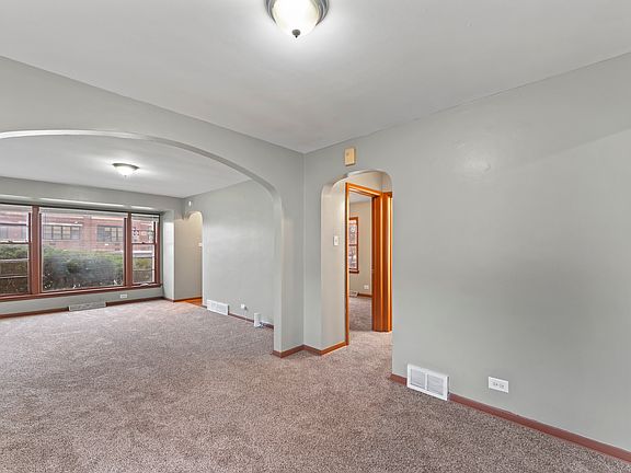 5th image of 13904 S Tracy Ave