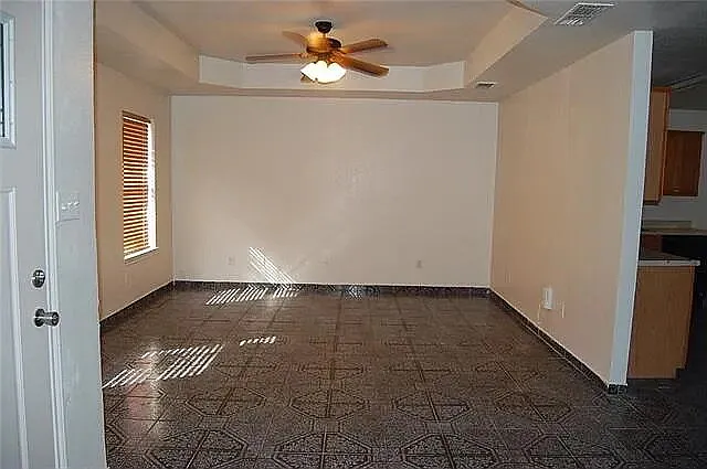 1202 Spell Ave — Photo 2