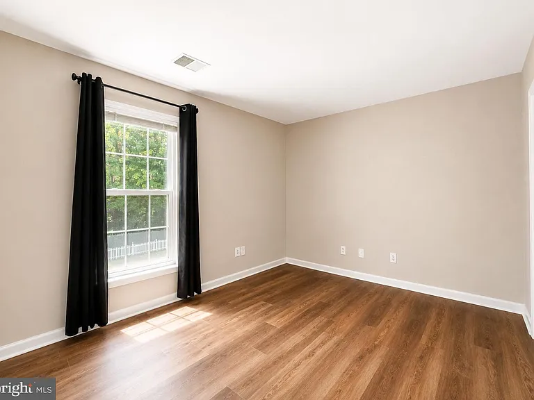 14047 Sable Ct — Photo 22
