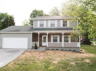 1212 Saybrook Ln, Knoxville, TN 37923