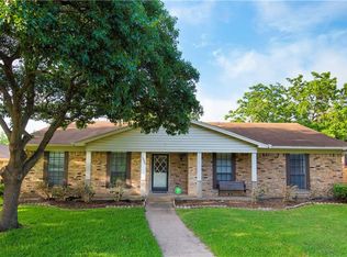 1606 Leicester St, Garland, TX 75044