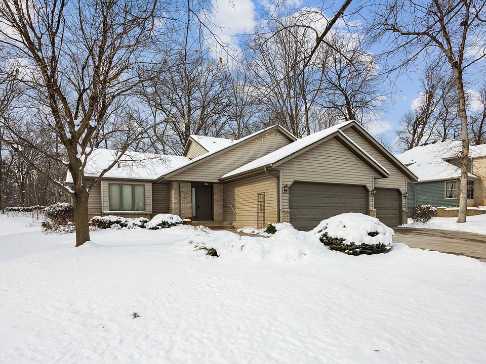 1st image of 21940 Iden Ave N