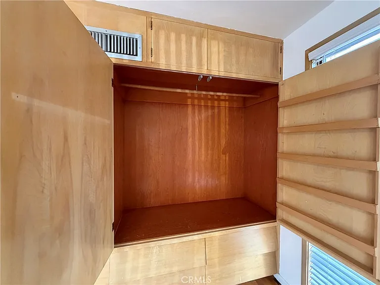 3590 Buchanan St — Photo 41