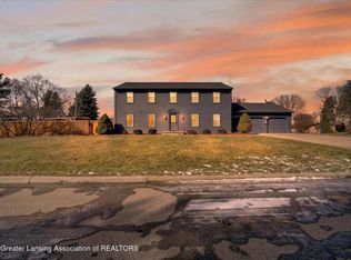 2098 Butternut Dr, Okemos, MI