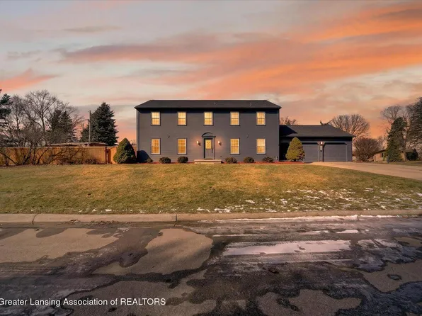 2098 Butternut Dr, Okemos, MI 48864