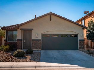 2979 E Saltsage Dr, Phoenix, AZ 85048