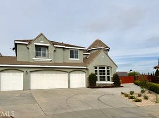 19131 Camassia Ct, Riverside, CA 92508