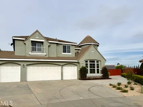 19131 Camassia Ct, Riverside, CA 92508