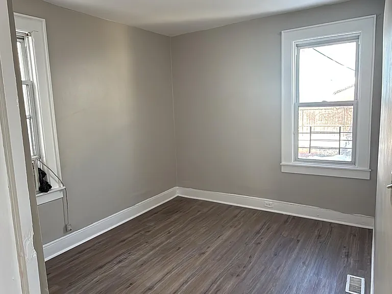 203 Renner Ave #1 — Photo 12