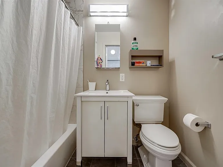 227 Christopher Columbus Dr #308B — Photo 6