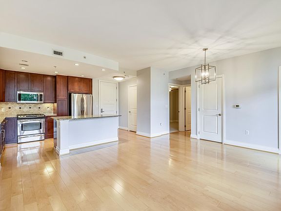 4th image of 8220 Crestwood Heights Dr APT 203