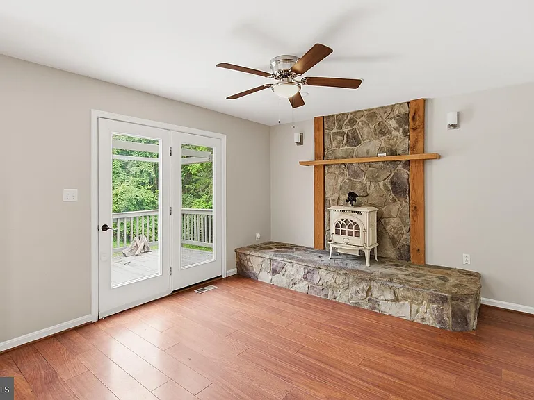 24674 Peach Orchard Ln — Photo 22