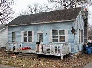 302 N Main St, South Whitley, IN