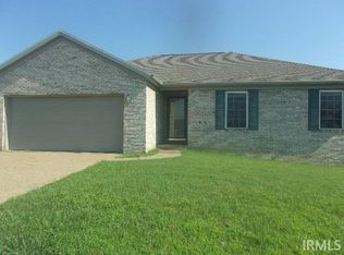 4600 Crown Ridge Ct, Evansville, IN 47725
