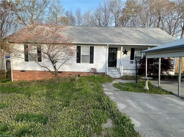 39 Hasty Hill Rd, Thomasville, NC 27360