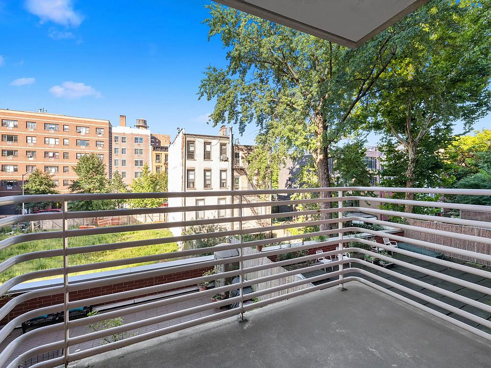 2nd image of 161 E 110th St APT 3A