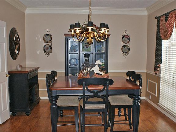 Very spacious dining room..