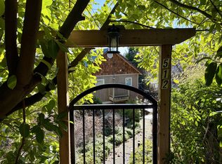 512 S Fletcher Rd, Gibsons, BC V0N 1V8