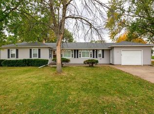 400 Eureka St, Waterloo, IA 50702