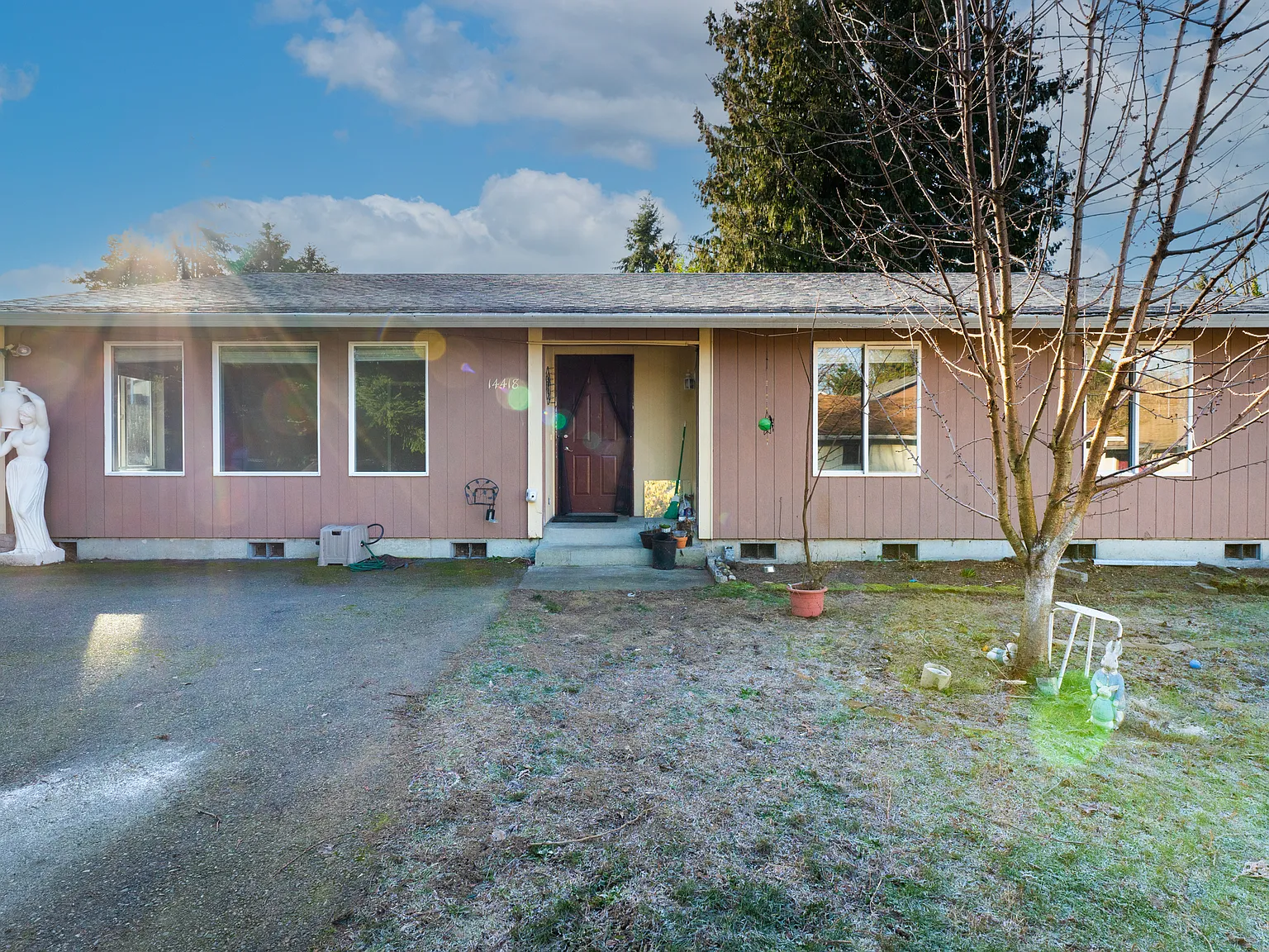 14418 42nd Ave S Tukwila WA 98168 DTL - 1 — Photo 2