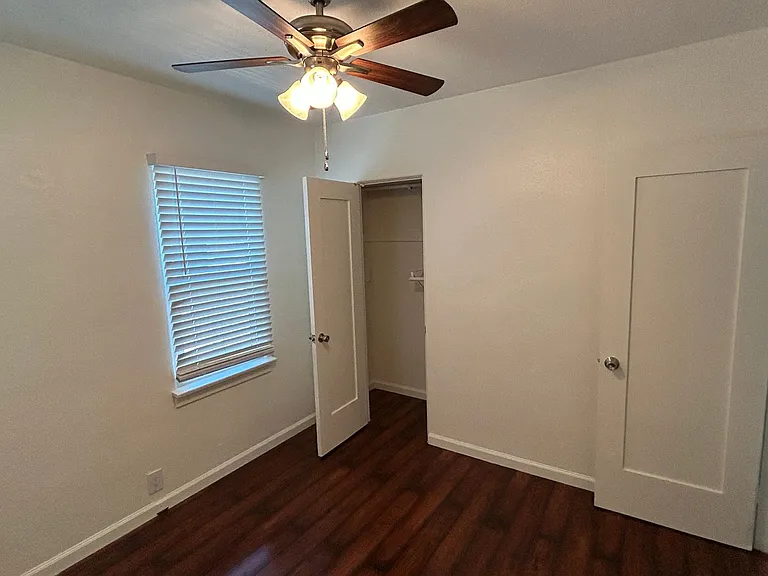 4441 Mississippi St — Photo 12