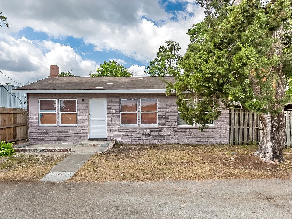 1st image of 726 Rawlings Ct