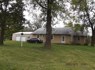 785 E Front St, Kidder, MO 64649