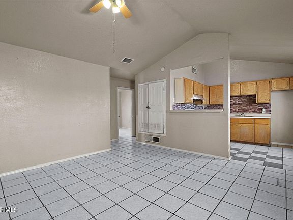 3rd image of 830 Herradura Ave