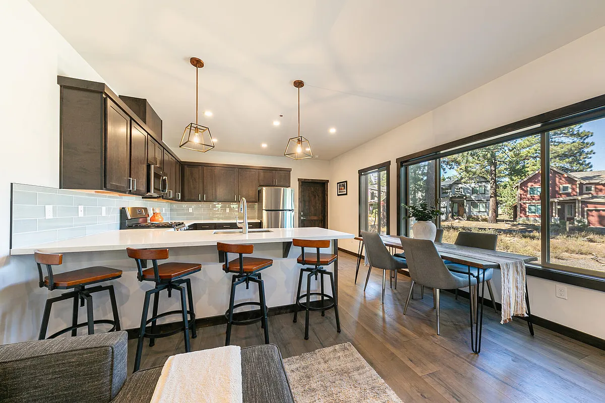 Building Photo - 11377 Wolverine Cir