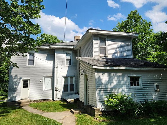 3rd image of 330 S Stewart Ave